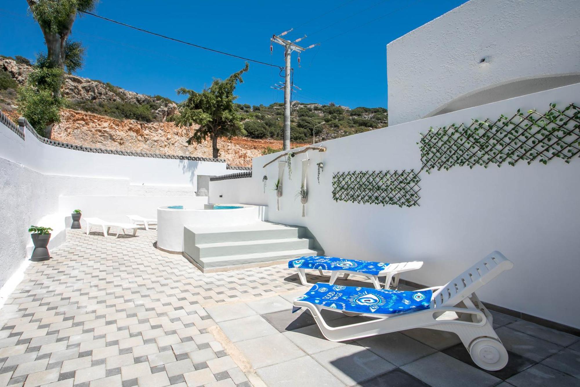 Casa Mikele By Sarikas - Sea Side Suites And Studios -Adults Only Faliraki Exteriör bild
