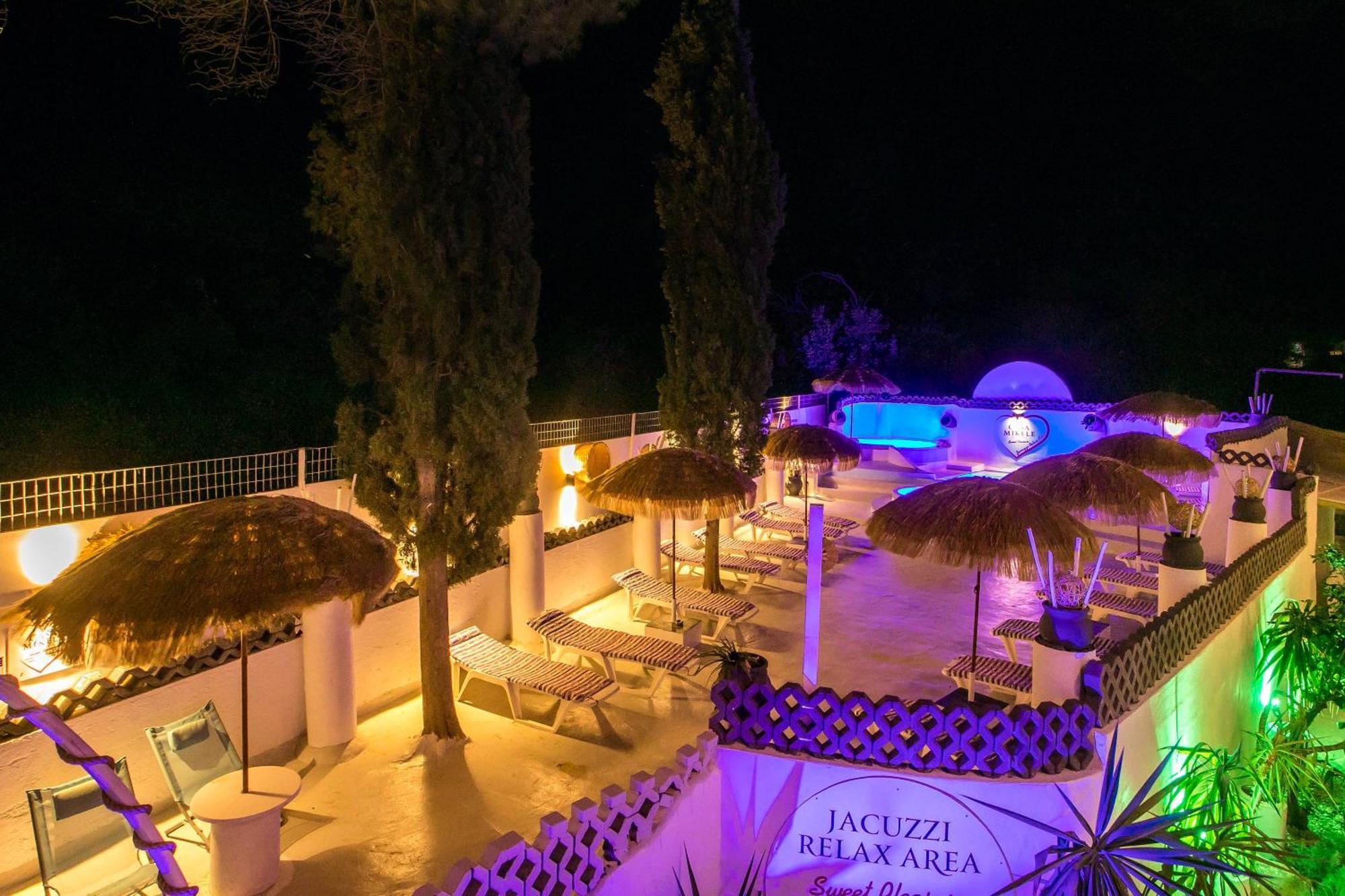 Casa Mikele By Sarikas - Sea Side Suites And Studios -Adults Only Faliraki Exteriör bild