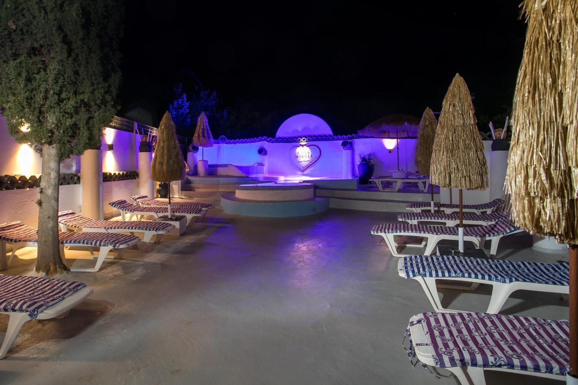 Casa Mikele By Sarikas - Sea Side Suites And Studios -Adults Only Faliraki Exteriör bild