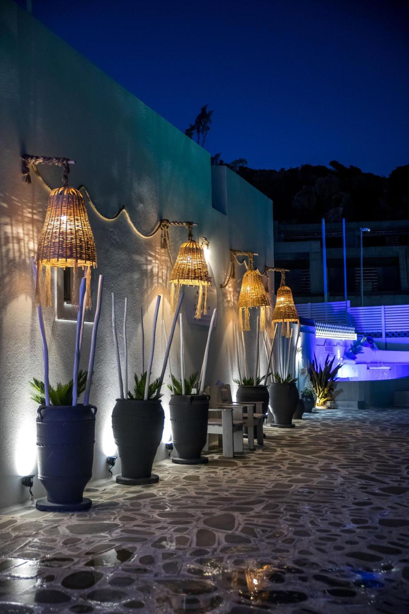 Casa Mikele By Sarikas - Sea Side Suites And Studios -Adults Only Faliraki Exteriör bild