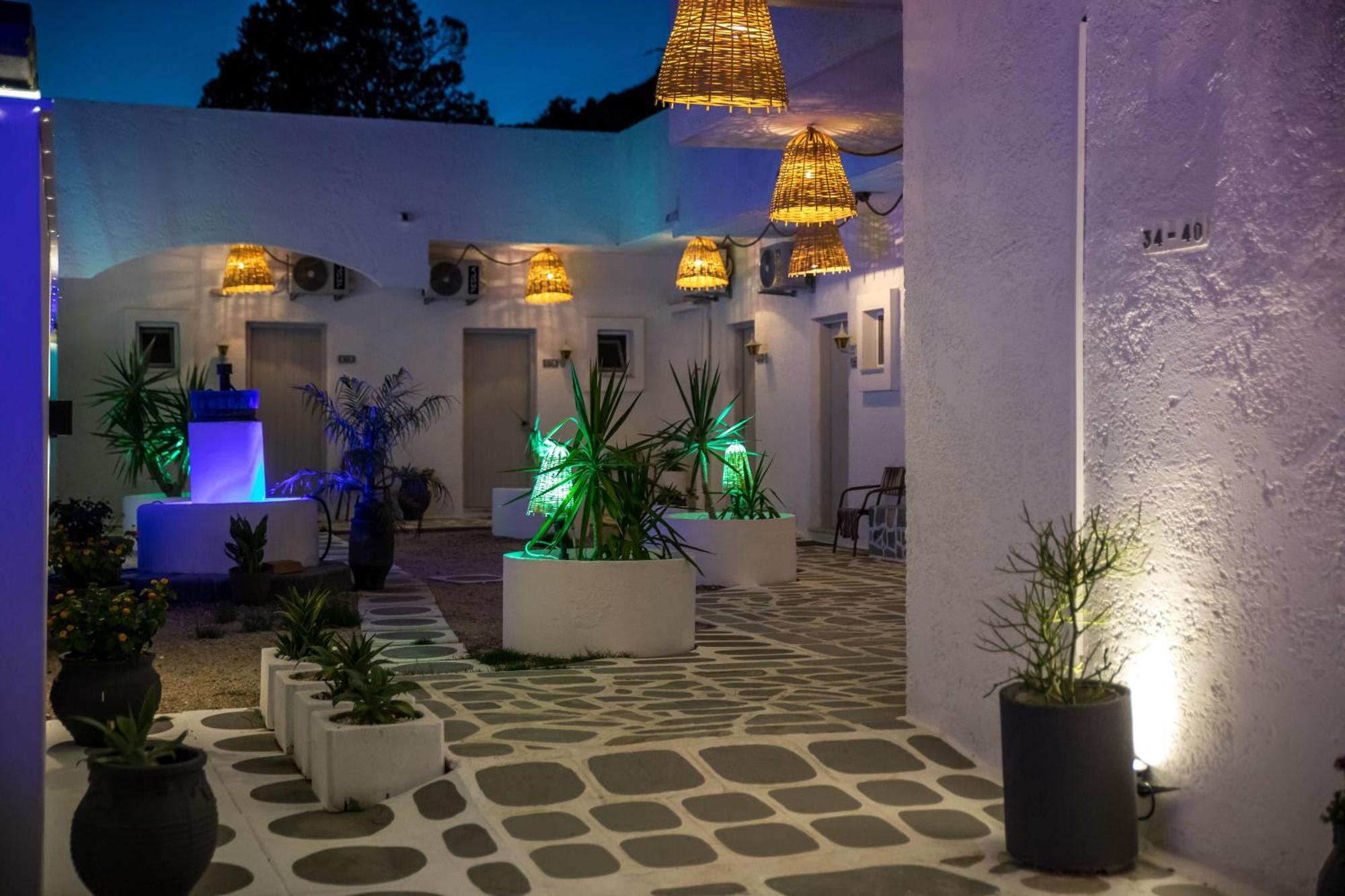 Casa Mikele By Sarikas - Sea Side Suites And Studios -Adults Only Faliraki Exteriör bild