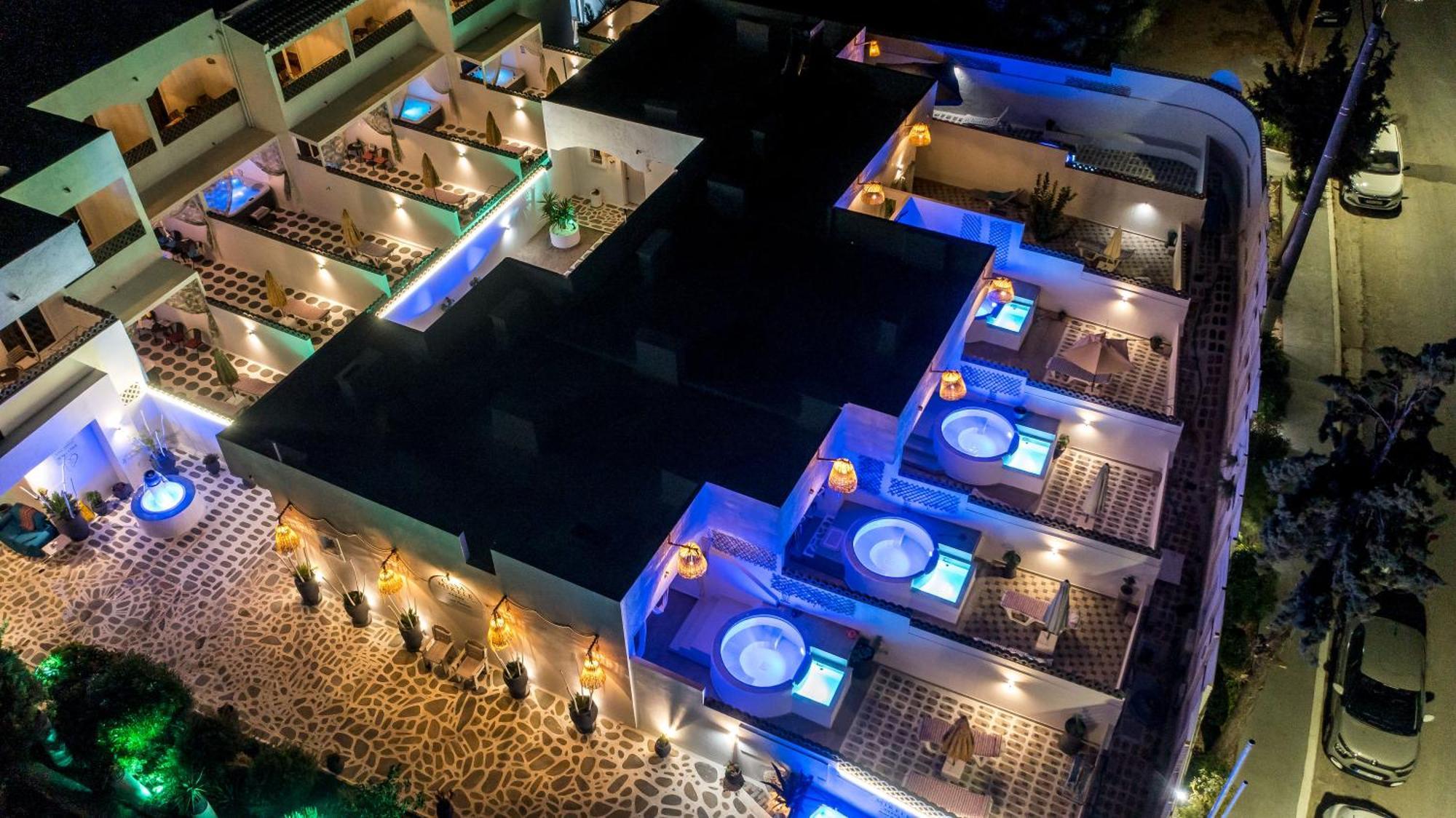 Casa Mikele By Sarikas - Sea Side Suites And Studios -Adults Only Faliraki Exteriör bild