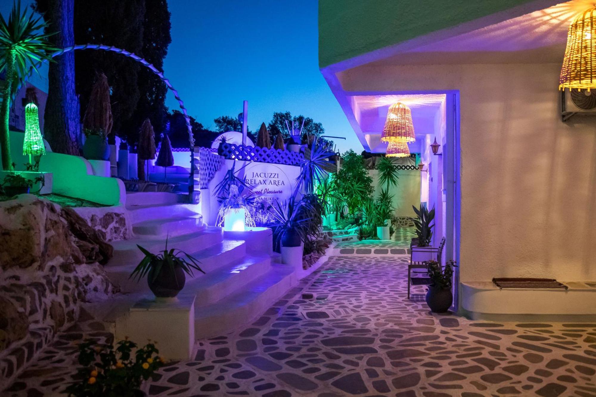 Casa Mikele By Sarikas - Sea Side Suites And Studios -Adults Only Faliraki Exteriör bild