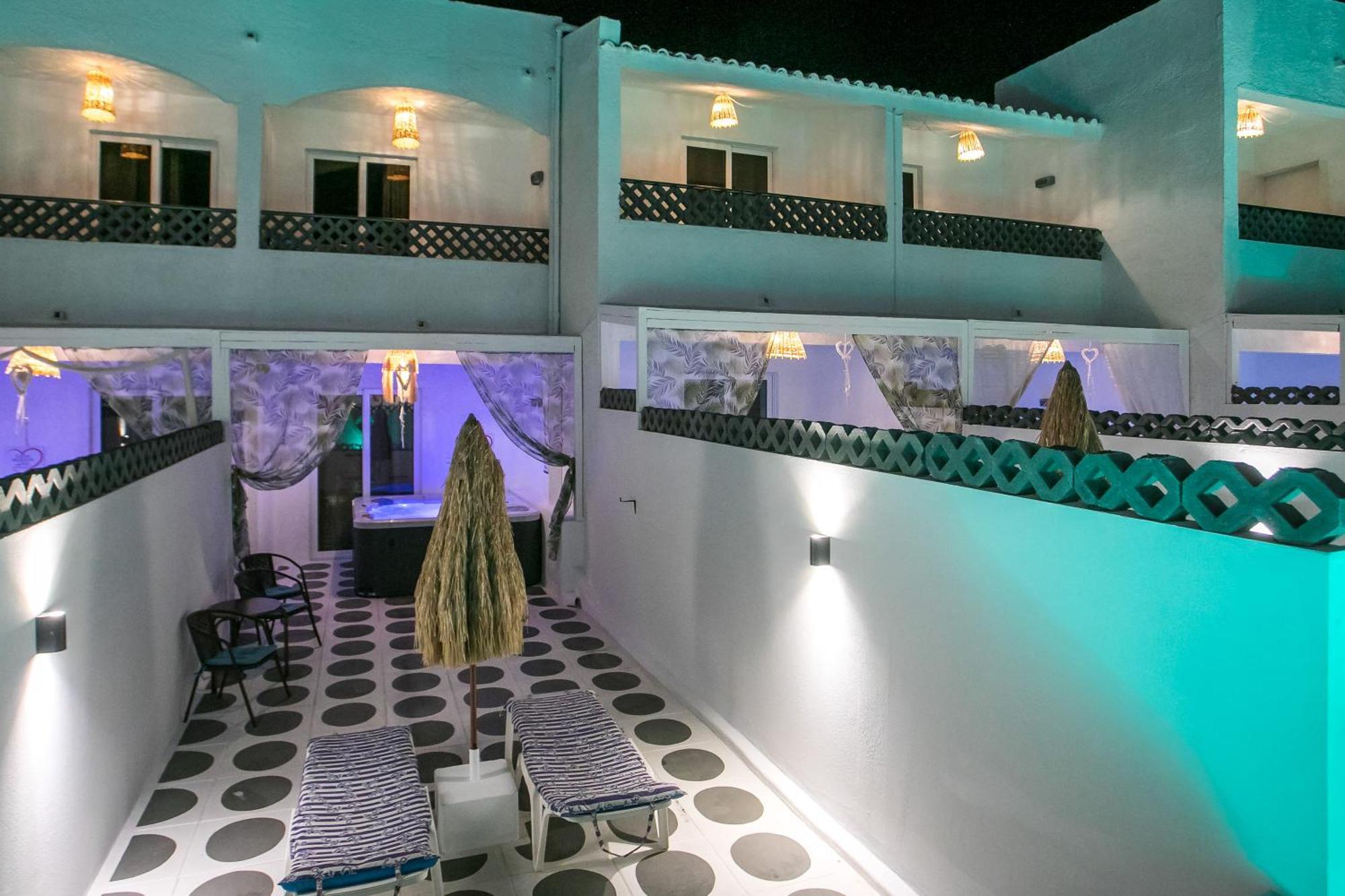 Casa Mikele By Sarikas - Sea Side Suites And Studios -Adults Only Faliraki Exteriör bild